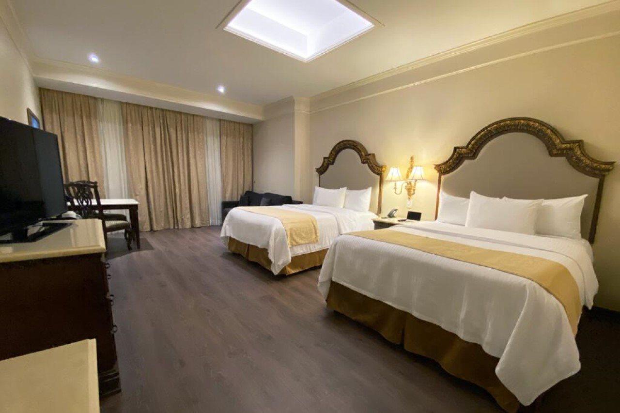 Safi Royal Luxury Valle San Pedro Garza Garcia Luaran gambar A room at the hotel