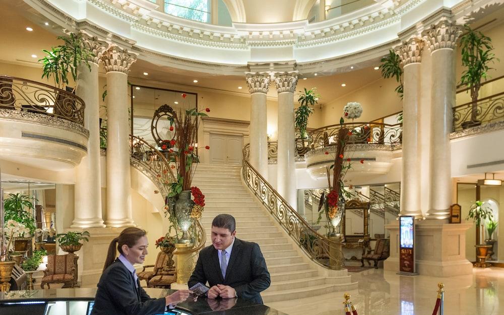 Safi Royal Luxury Valle San Pedro Garza Garcia Luaran gambar Lobby