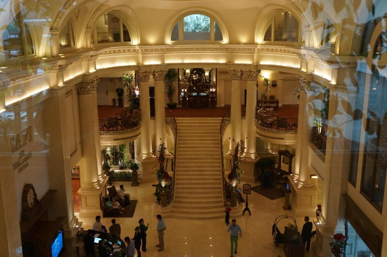 Safi Royal Luxury Valle San Pedro Garza Garcia Luaran gambar The lobby of the hotel