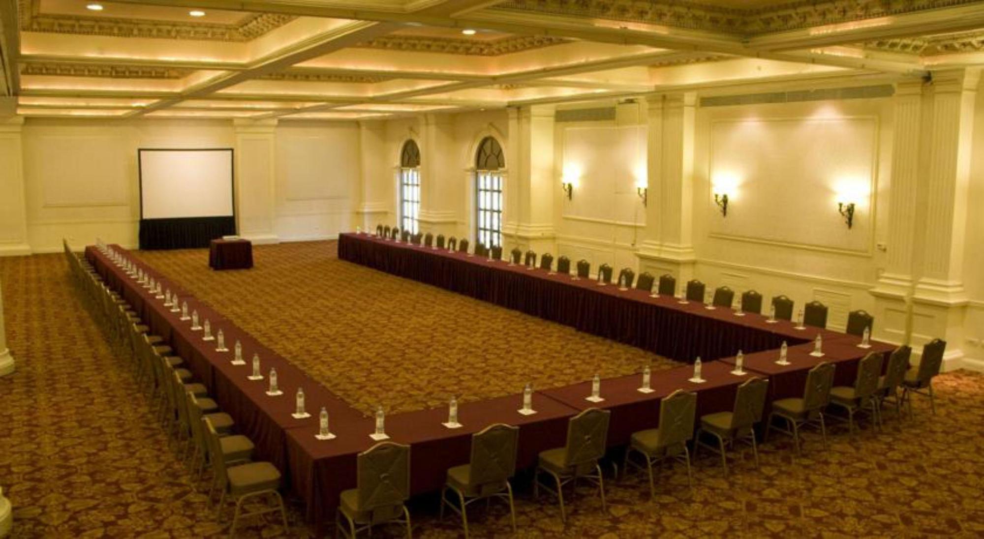 Safi Royal Luxury Valle San Pedro Garza Garcia Luaran gambar The ballroom