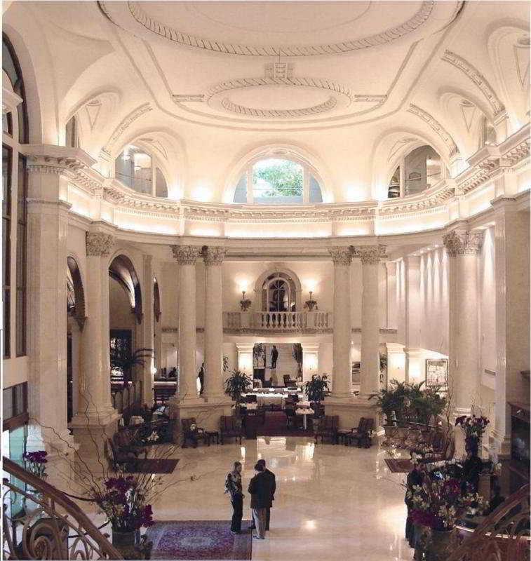 Safi Royal Luxury Valle San Pedro Garza Garcia Luaran gambar The lobby of the hotel